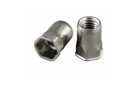 Заклепка резьбовая полушестигранная с уменьшенным бортом